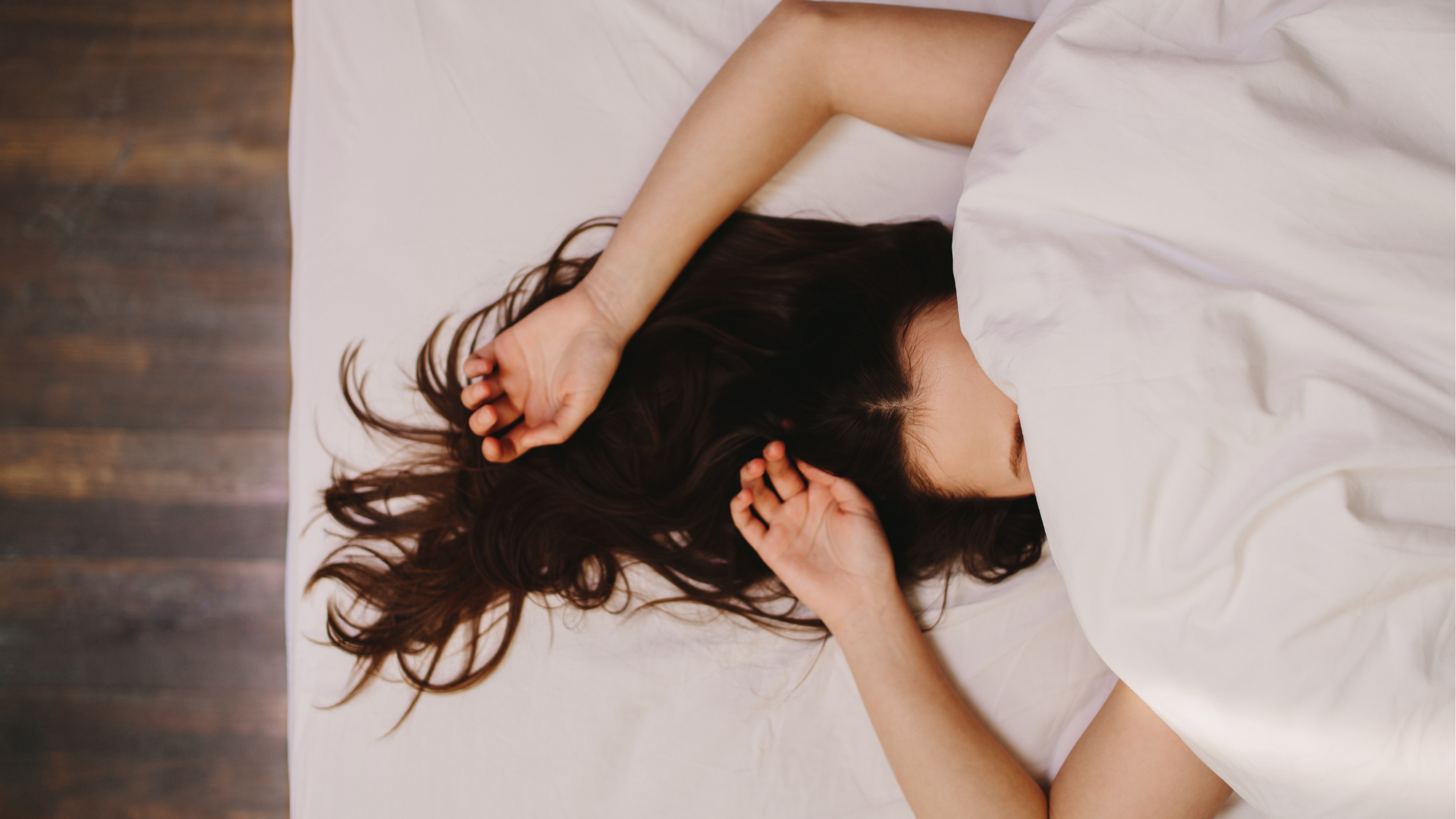 Sleep Better on Your Period: Tips for a Restful Night, Every Month 🌙