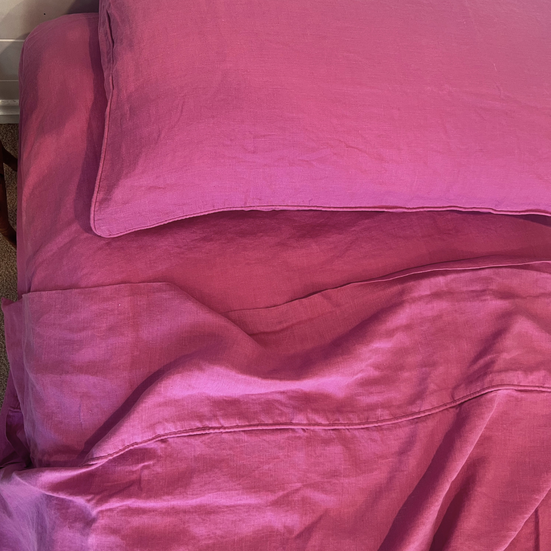 Raspberry Linen King Quilt Cover