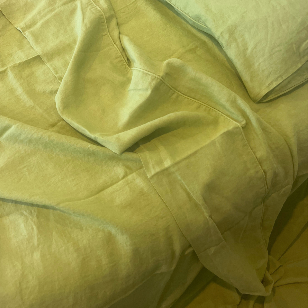 Apple Linen Queen Fitted Sheet